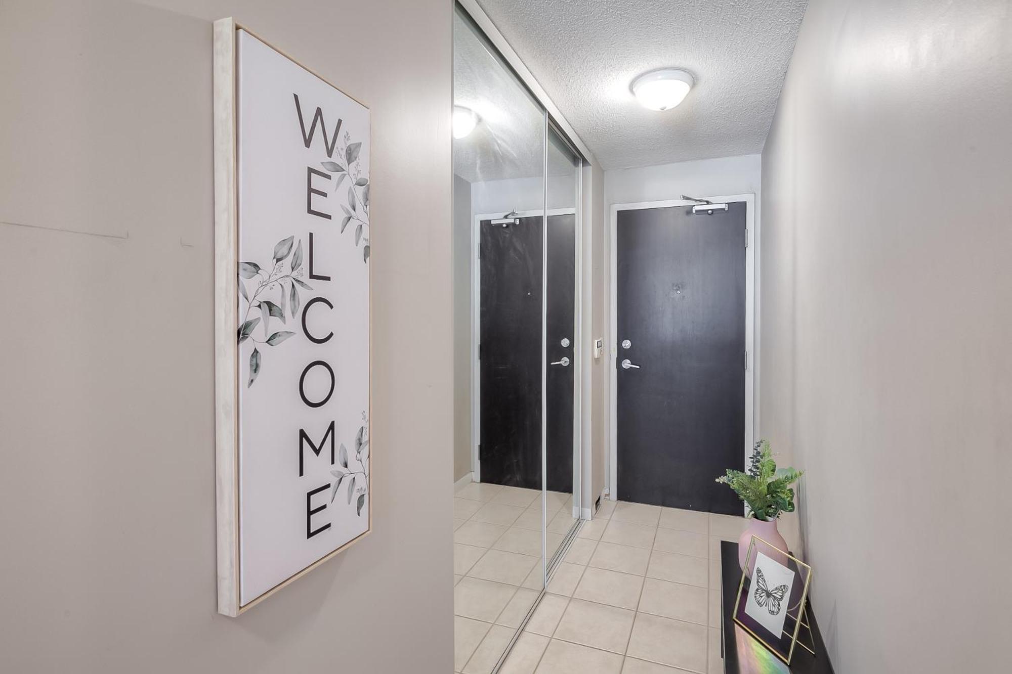 Rivetstays - The Yonge Торонто Экстерьер фото